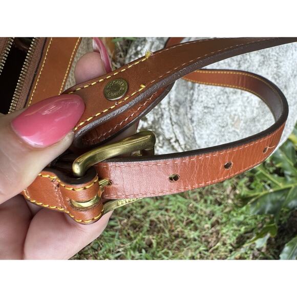 Vintage Dooney & Bourke AWL Satchel Doctor Bag Brown Leather British Tan W STRAP - Picture 16 of 16